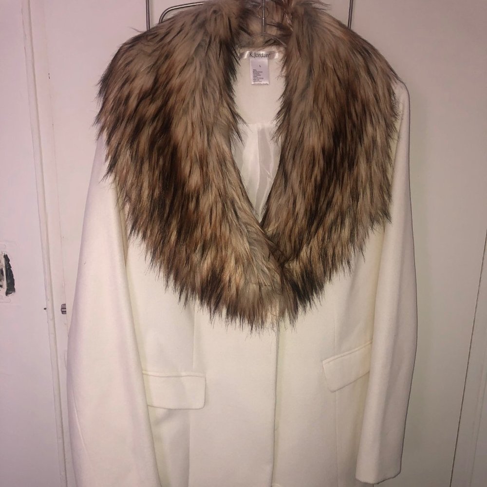 K. Jordan White Faux Fur Collar Car Coat Winter White